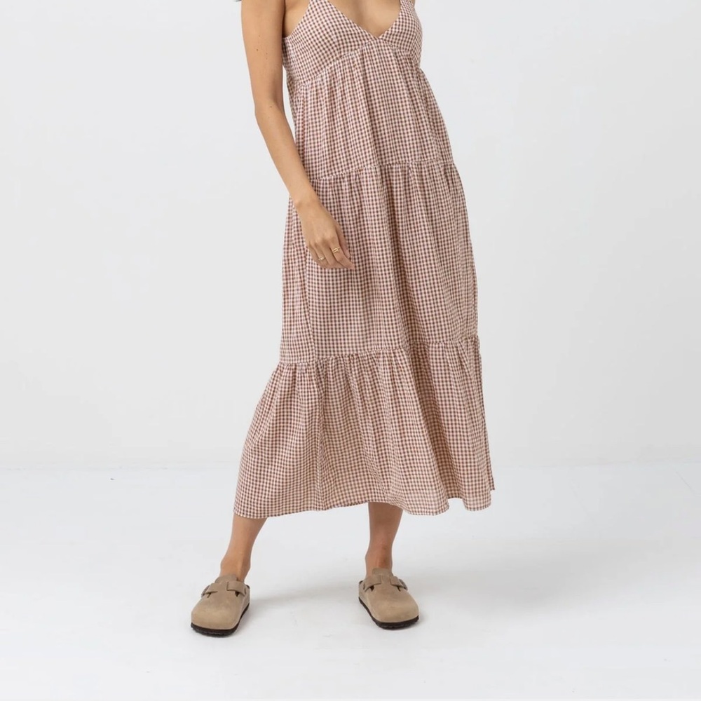 Rhythm Lola tiered midi dress - clay